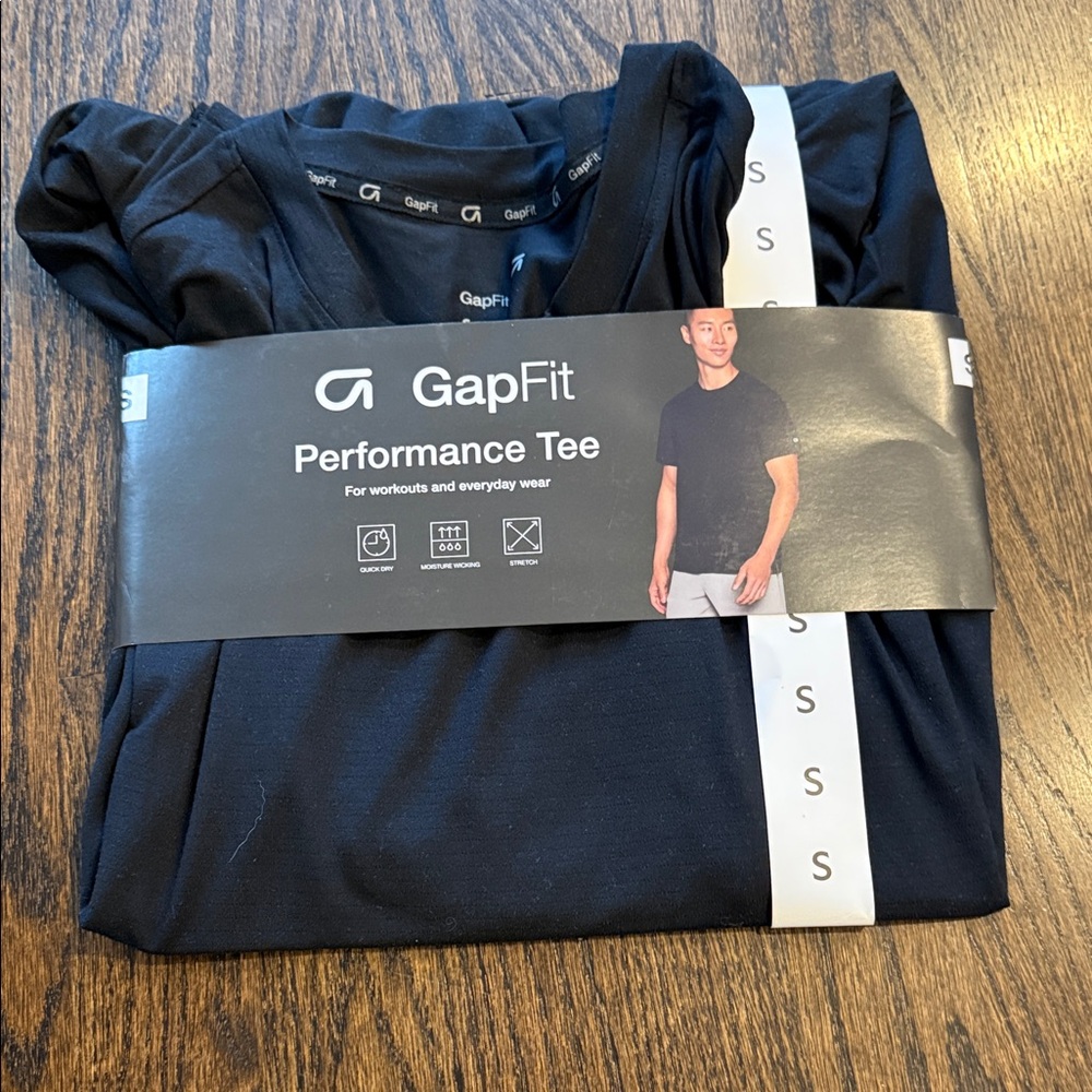 GapFit Performance Tee - Black workout quick dry … - image 1